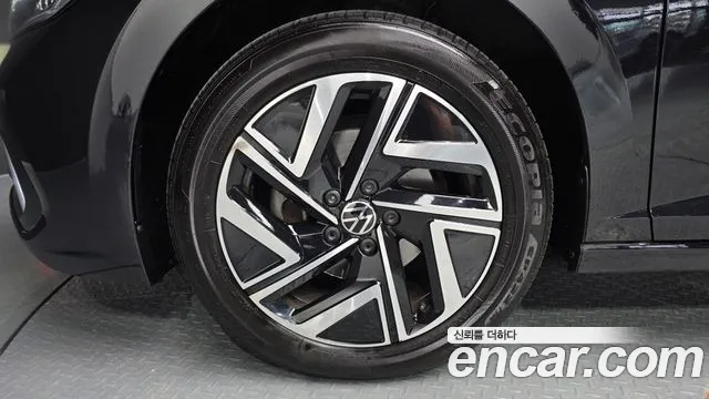 Car Media