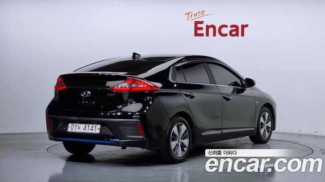 Hyundai ИОНИК Гибрид 2018