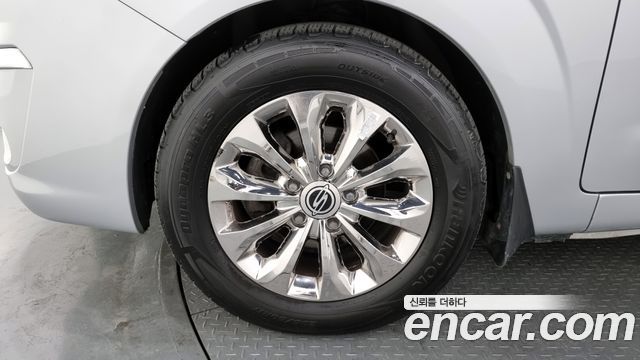 KG Mobility (SsangYong) Korando Turismo 2016