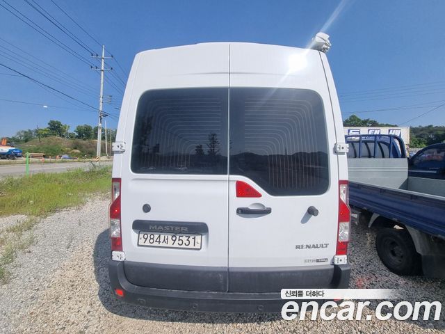 Renault Samsung Owner 2023