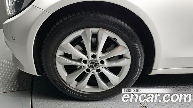 Mercedes-Benz C-Class W205 2018