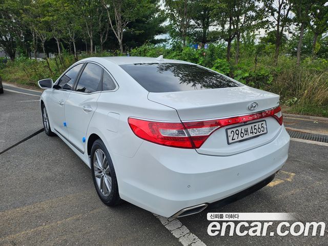 Hyundai Grandeur HG 2016