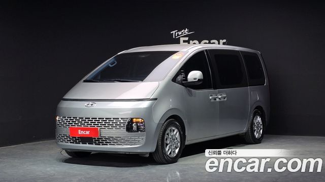 Hyundai Staria 2022