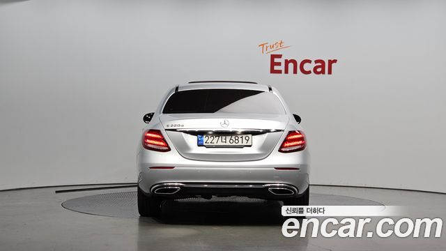 Mercedes-Benz E-Class W213 2017