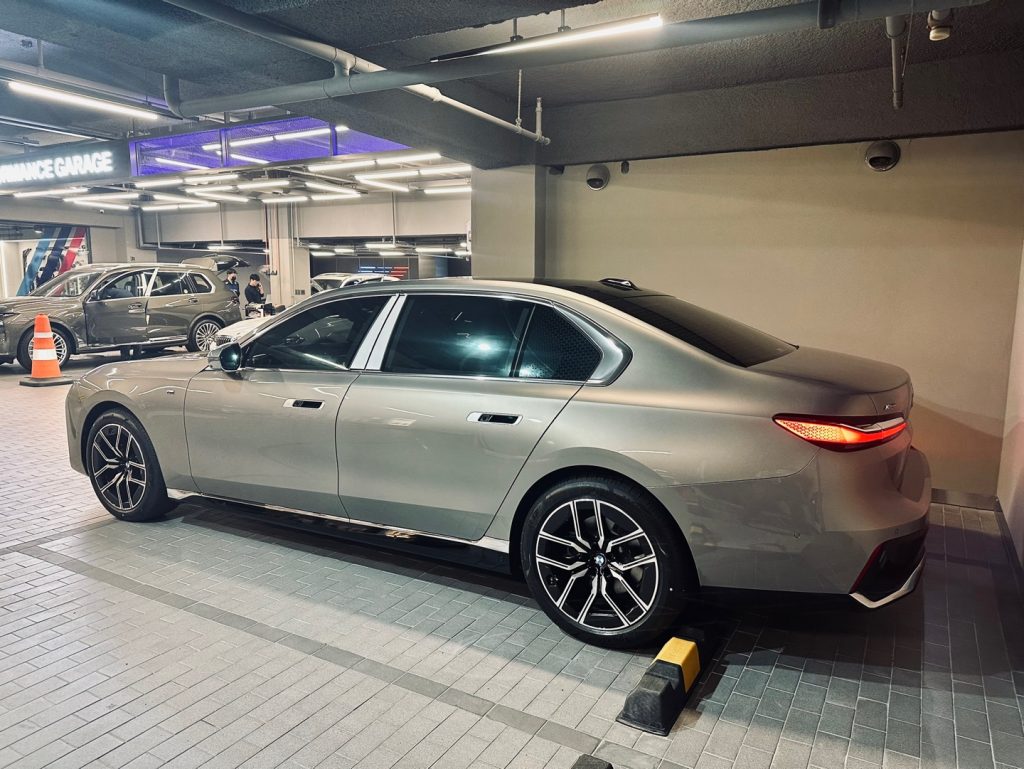 BMW 7 Series (G70) 2023