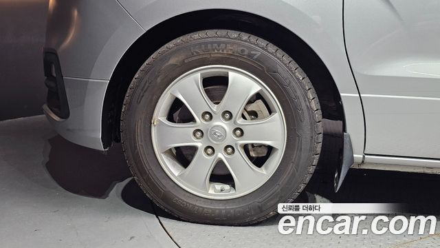 Hyundai Grand Starex 2019