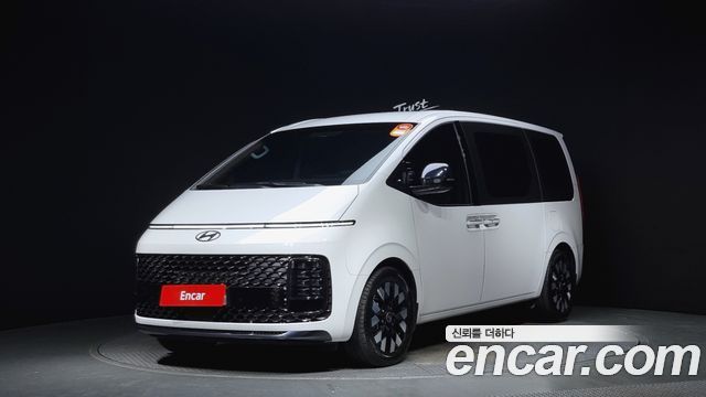 Hyundai Staria 2025