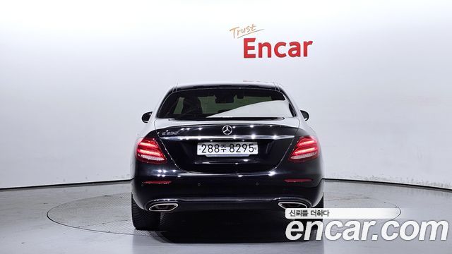 Mercedes-Benz Е-Класс W213 2020