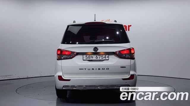 KG Mobility (SsangYong) Korando Turismo 2017