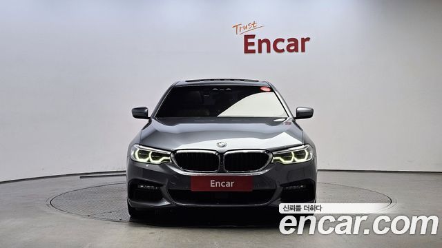 BMW 5 Series (G30) 2019