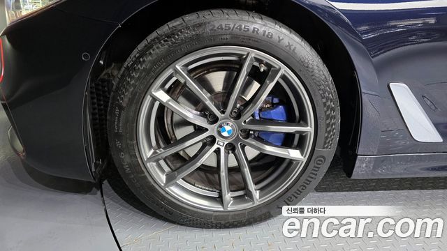 BMW 5 Series (G30) 2020