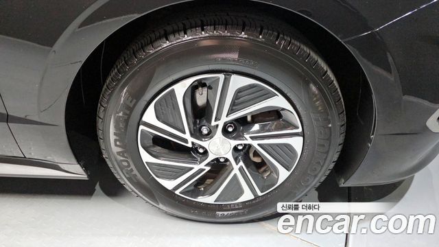 Hyundai Соната Гибрид (DN8) 2020