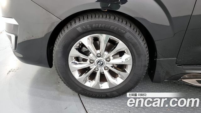 KG Mobility (Ssangyong) Корандо Туризмо 2017