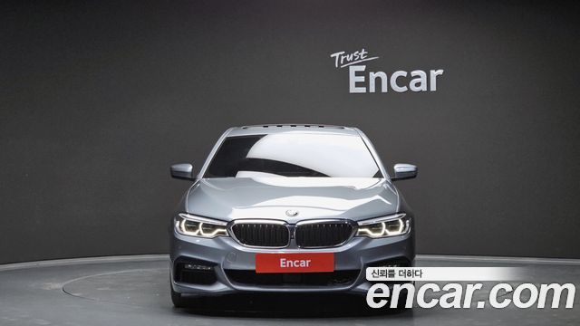 BMW 5 серия (G30) 2019