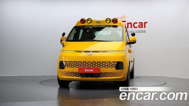 Hyundai Staria 2023