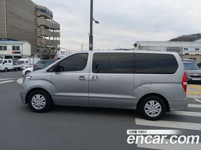 Hyundai Grand Starex 2021