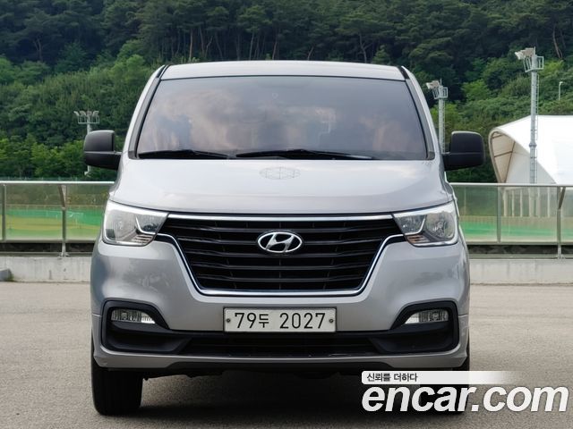 Hyundai Grand Starex 2019