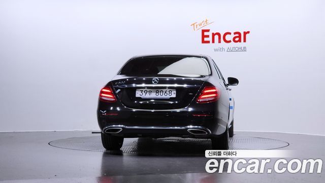 Mercedes-Benz Е-Класс W213 2019