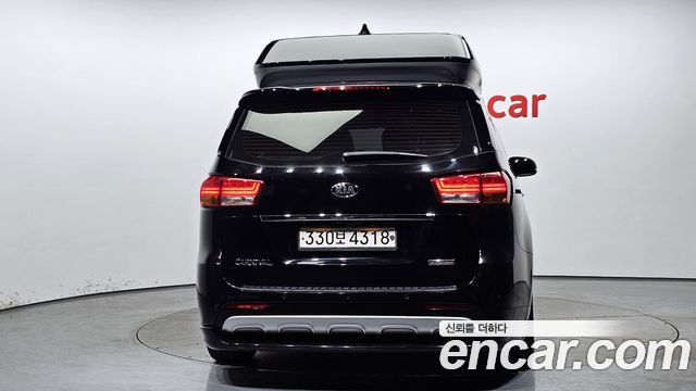 Kia Совершенно новый карнавал 2016