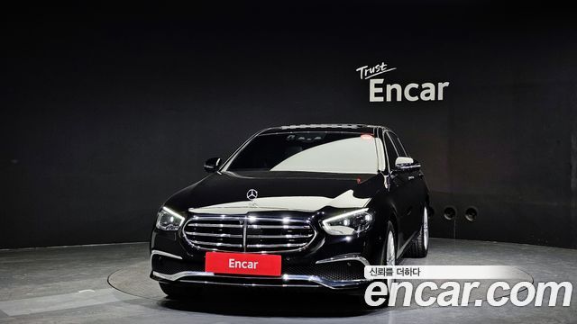 Mercedes-Benz E-Class W213 2023