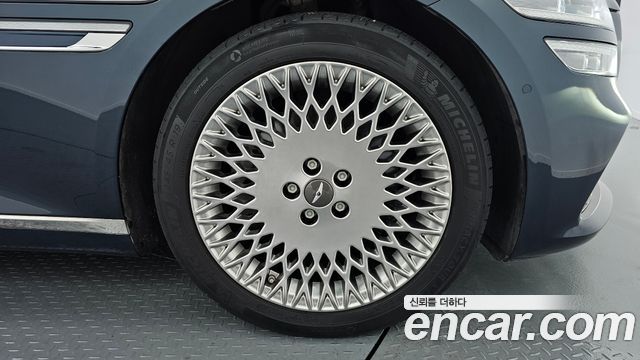 Genesis G80 (RG3) 2021