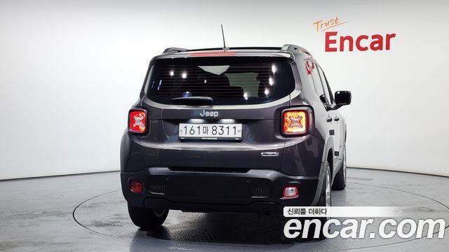 Jeep Отступник 2016