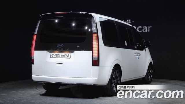 Hyundai Staria 2025