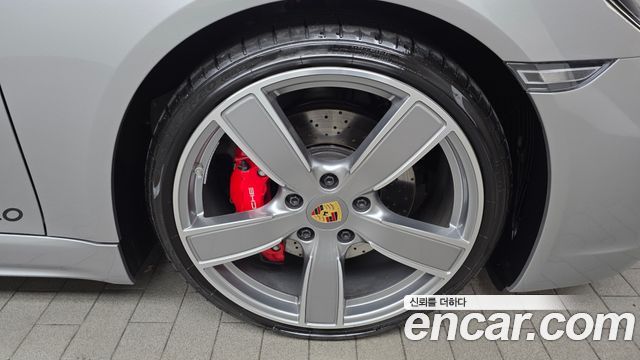 Porsche 718 бокстер 2023