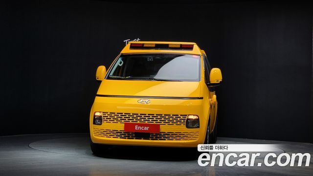 Hyundai Staria 2022