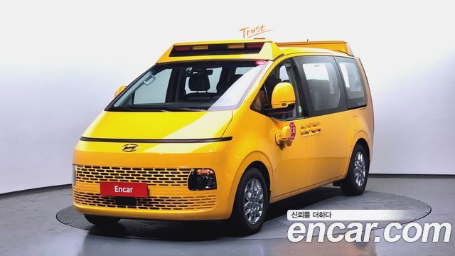 Hyundai Staria 2023