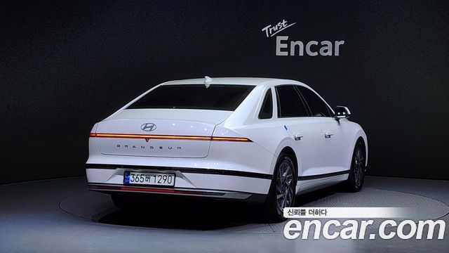 Hyundai Grandeur (GN7) 2023