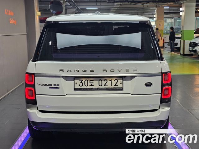 Land Rover Рендж Ровер 4 поколения. 2016