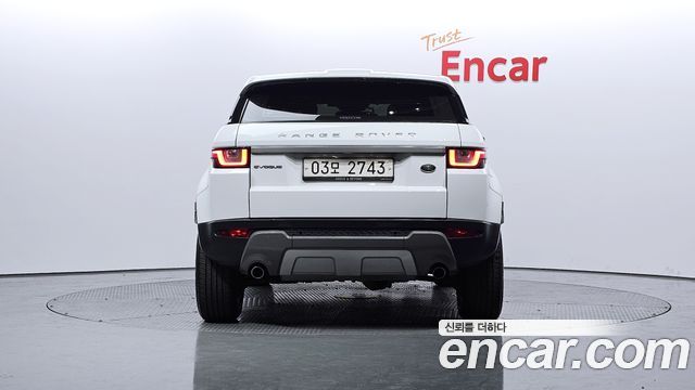 Land Rover Рендж Ровер Эвок 2018