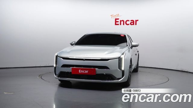 Kia Новый гибрид K8 2025