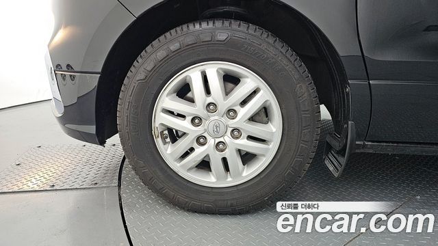 Hyundai Grand Starex 2020