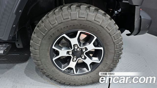 Jeep Рэнглер (JL) 2023