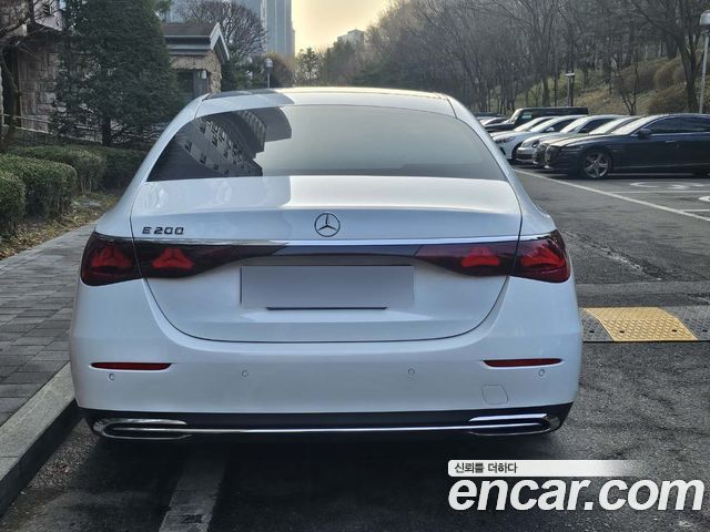 Mercedes-Benz Е-Класс W214 2025