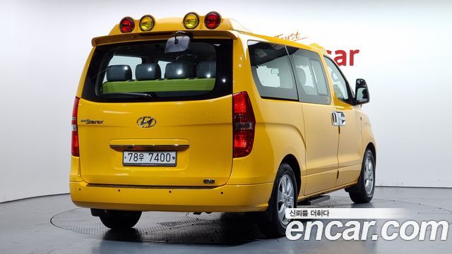 Hyundai Grand Starex 2019