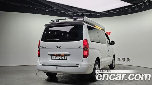 Hyundai Grand Starex 2018