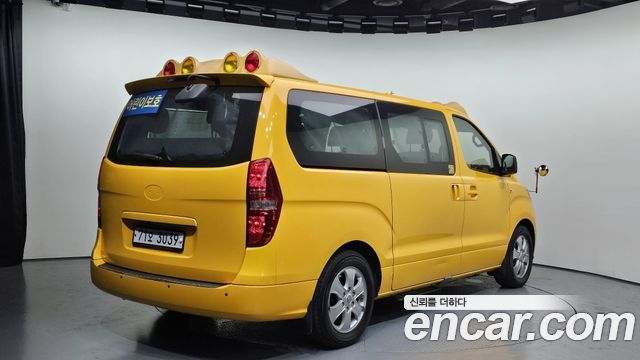 Hyundai Grand Starex 2018