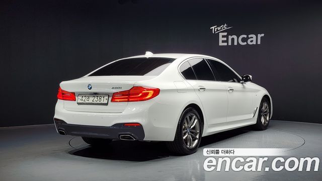 BMW 5 Series (G30) 2018
