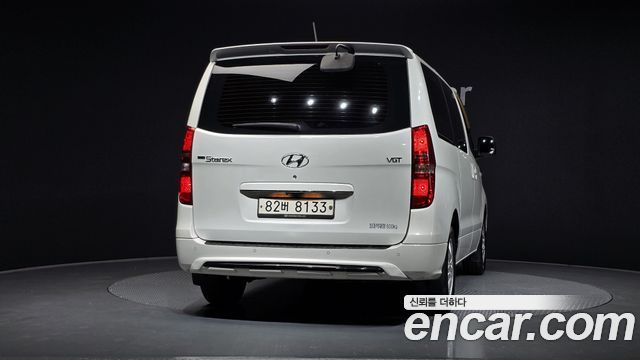 Hyundai Grand Starex 2017