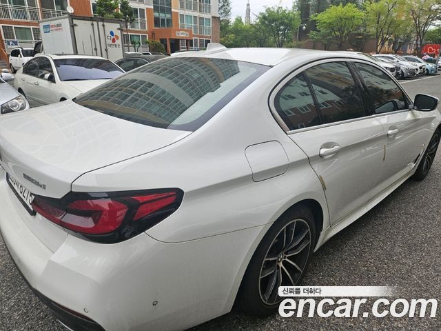 BMW 5 серия (G30) 2023