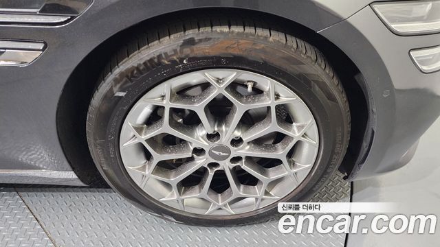 Genesis G80 (RG3) 2021