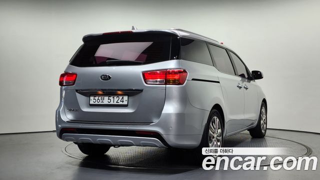 Kia Совершенно новый карнавал 2016