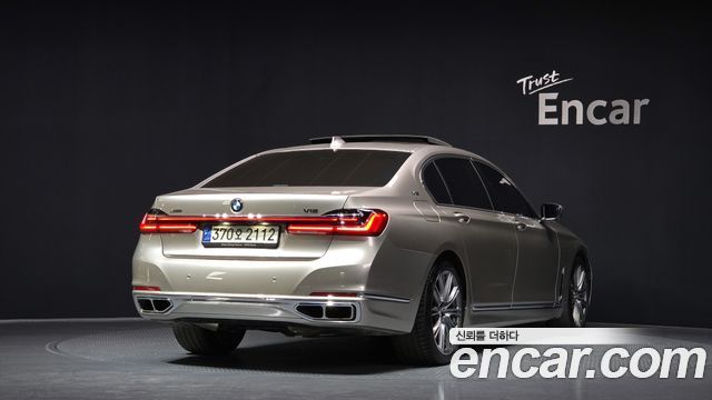 BMW 7 серия (G11) 2021