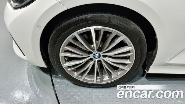 BMW 3 серия (G20) 2019