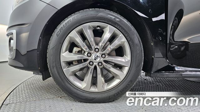 Kia Совершенно новый карнавал 2018