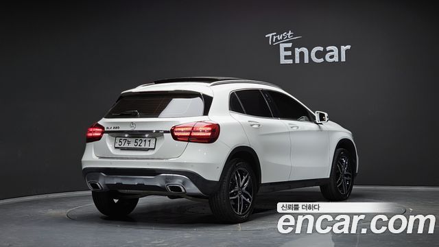 Mercedes-Benz GLA-Class (X156) 2018