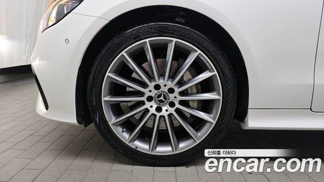 Mercedes-Benz Е-Класс W213 2023